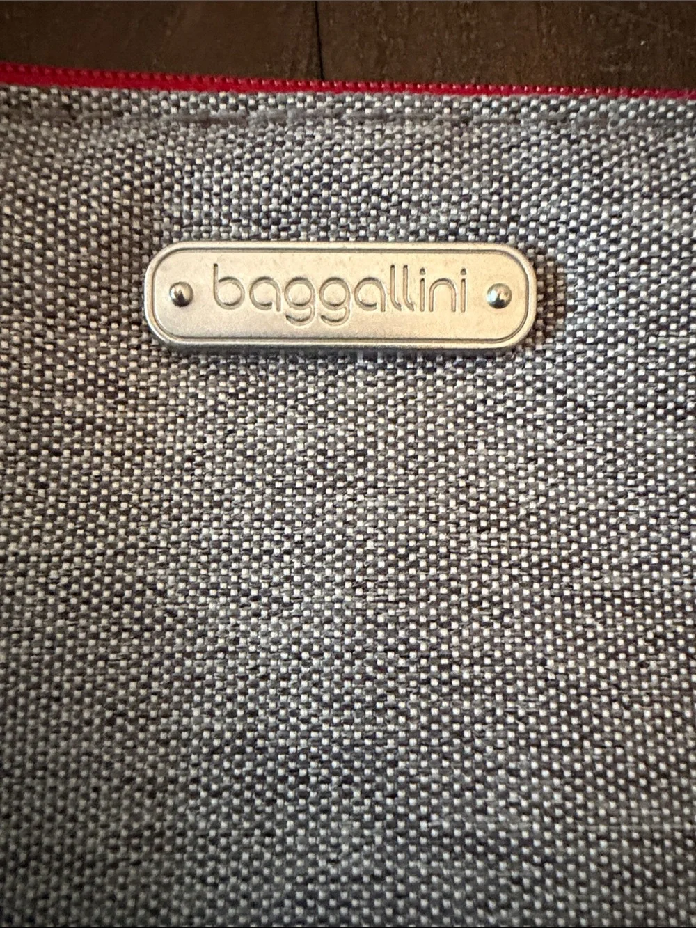 Baggallini gray rfid